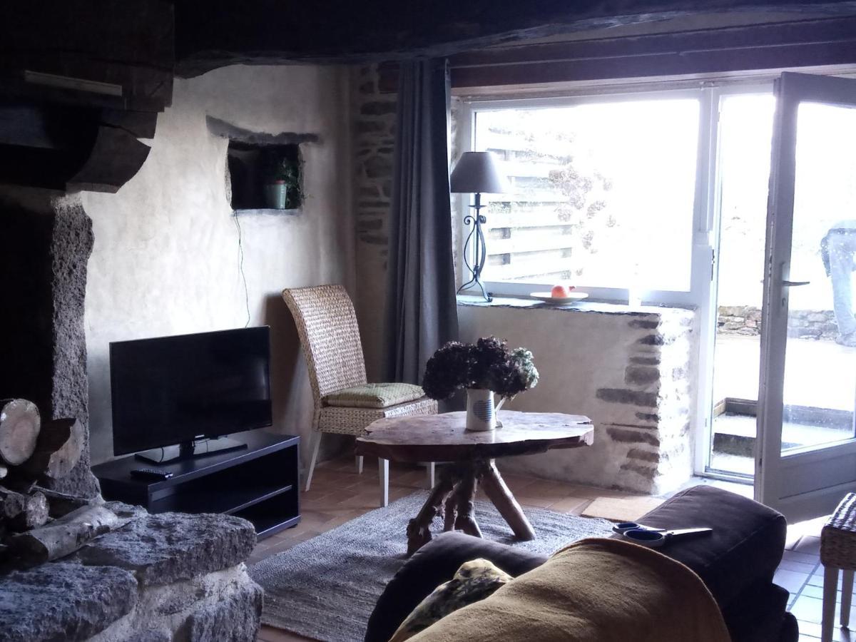 Petite Maison Dans Les Monts D'Arree Ty Coz Commana Εξωτερικό φωτογραφία