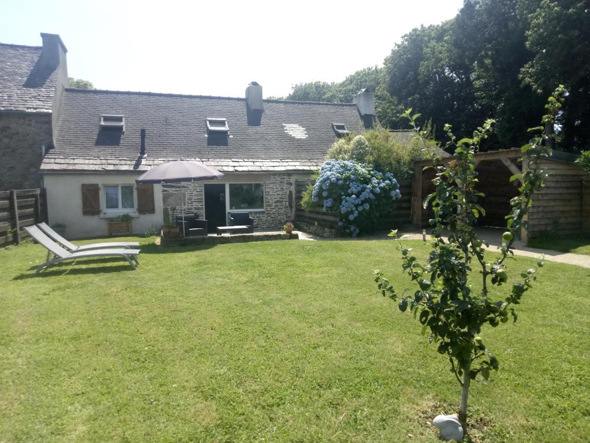 Petite Maison Dans Les Monts D'Arree Ty Coz Commana Εξωτερικό φωτογραφία