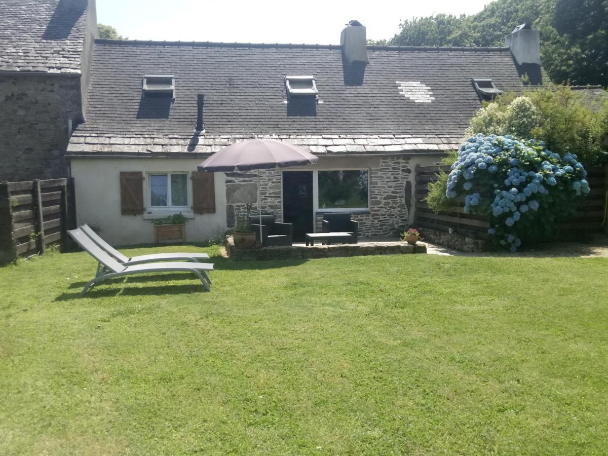Petite Maison Dans Les Monts D'Arree Ty Coz Commana Εξωτερικό φωτογραφία